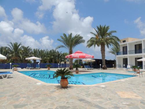 Agios Georgios Pegeias Hotel | West End Hotel