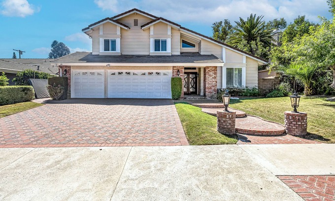 Canoga Park House | West Hills modern luxury home with private pool and hot tub, central AC, and W/D