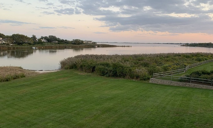 Water Mill House | West Mecox | Bay Front with Southern Water Views