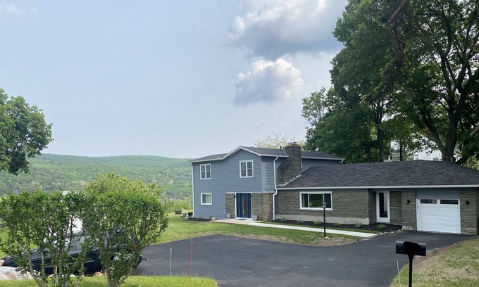 Highland Falls House | West Point - River View Apt within Home - 1 mile from Thayer Gate