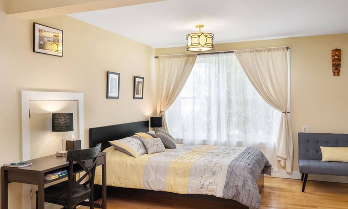 Forest Hill Extension Apartment | West Portal Studio, Ocean View and Convenient!