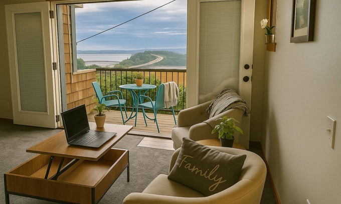 West Queen Anne Hotel | West Queen Anne Townhome