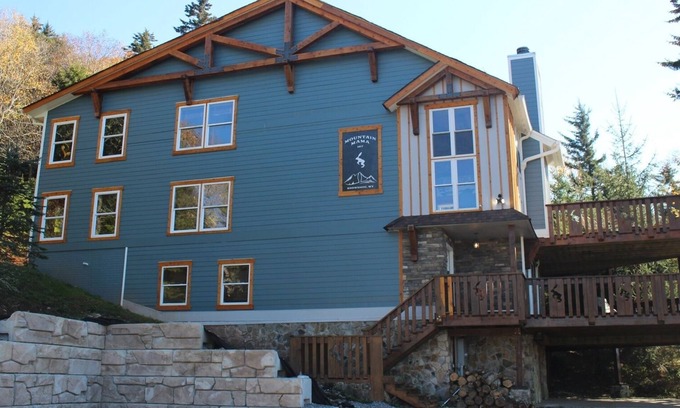 Snowshoe House | West Ridge #107 - SKI IN/SKI OUT! Epic Views, Private Hot Tub, Outdoor Fireplace - This is THE Place To Be! by RedAwning