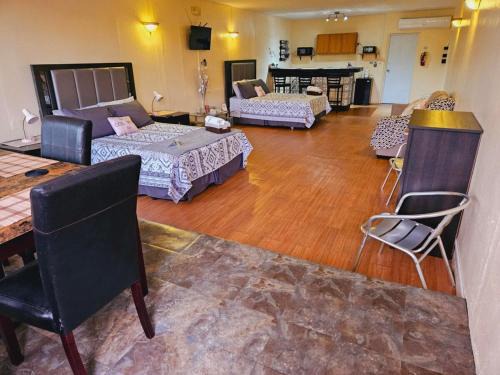 Quebrada Larga Apartment | West Side Studio Apartments