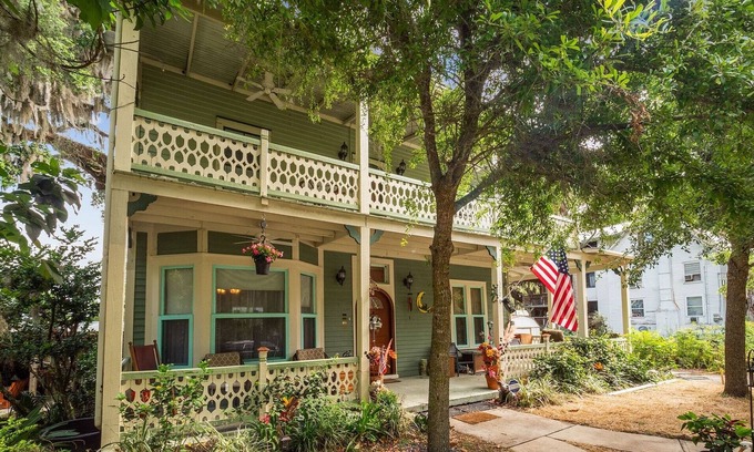 Crescent City House | West Stella Lake House With Outdoor Pool Table & Fireplace 3 Bedroom Residence by Redawning