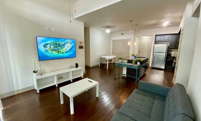 Woodlake - Briar Meadow Apartment | Westchase Modern 2B2B king Fully equipped