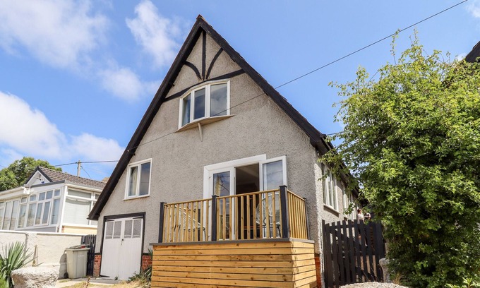 Anderby Creek Cottage | WESTCOTT, pet friendly, with open fire in Chapel St Leonards