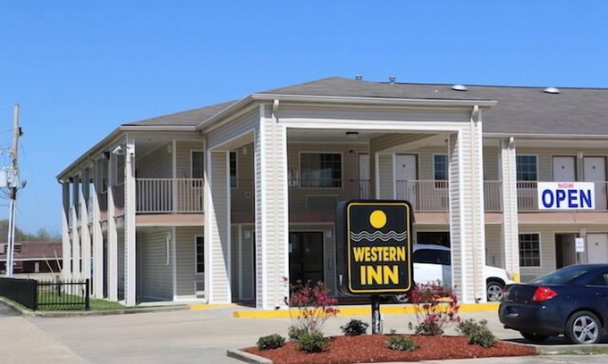 Baker Hotel | Western Inn