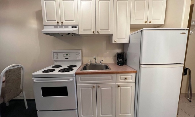 Whitecourt Apartment | Western Long Stay Whitecourt 1