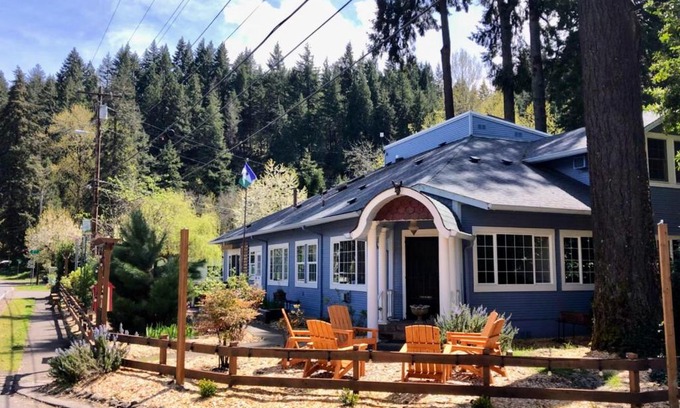 Westfir Bed & Breakfast | Westfir Lodge & Mountain Market