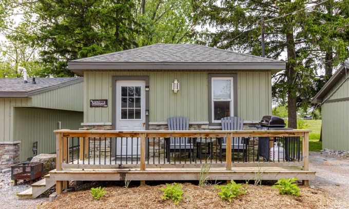 Prince Edward House | Westlake Cottages Prince Edward County