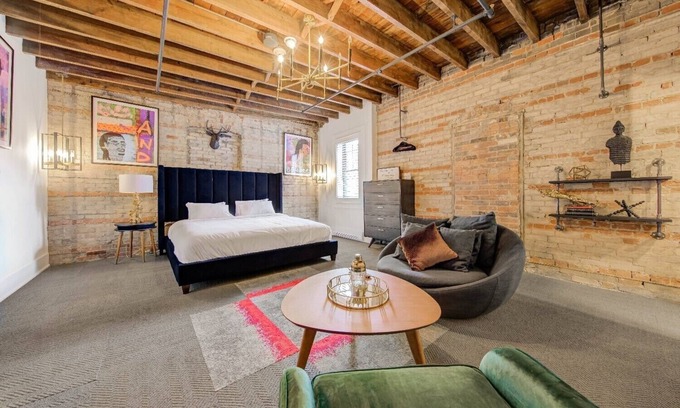 New Toronto Hotel | Westlake Hotel - Bad and Boujee's Brother Suite