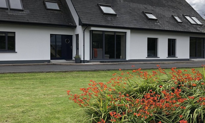 Westport House | Westport Coastal lodge