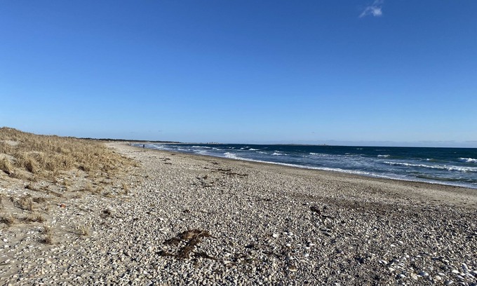 Adamsville House | Westport Point House - Walk onto the Beach
