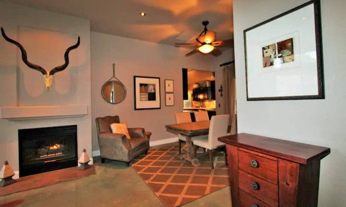 Templeton House | Westside Wine Country Chic Shack~nSleeps 6 comfortably, close to wineries~