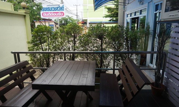 Yasothon Hotel | Wetsawat Place Hotel