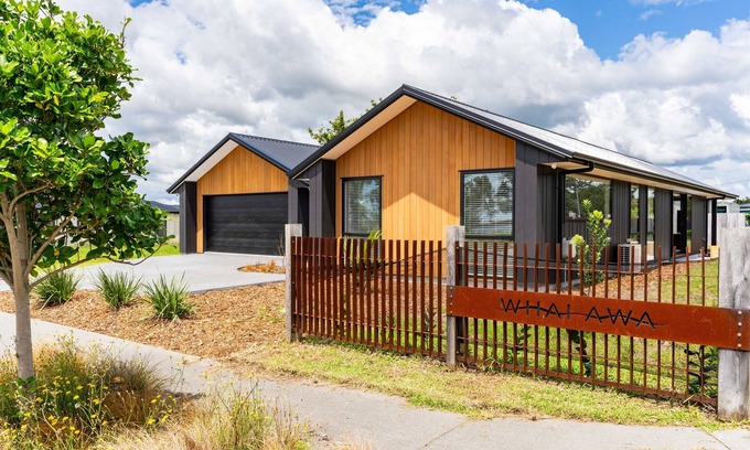 Mangawhai House | Whai Awa Retreat - Mangawhai Holiday Home