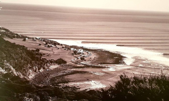 Raglan Apartment | WHALE BAY`S SURF MECA