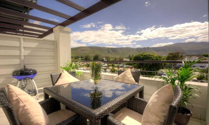 Hermanus City-Centre Hotel | Whale Coast All-Suite-Hotel - DCC Hotel Group