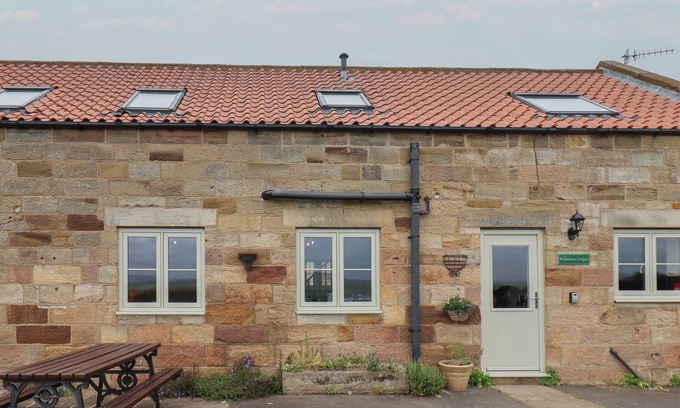 Briggswath Cottage | WHALEBONE COTTAGE AT BROADINGS FARM, pet friendly in Whitby