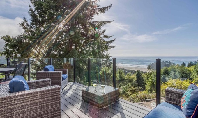 Neskowin House | Whalesong Overlook - Meredith Lodging