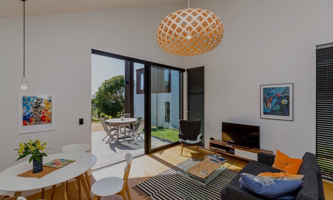 New Plymouth Apartment | Whare Hita - designer coastal city comfort