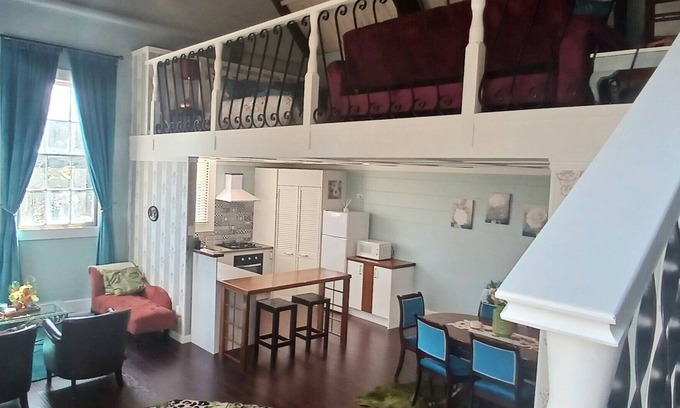 Kaipara District Apartment | WHARE KURA - Two Interconnecting Guest-Wings at the Old Aratapu School House