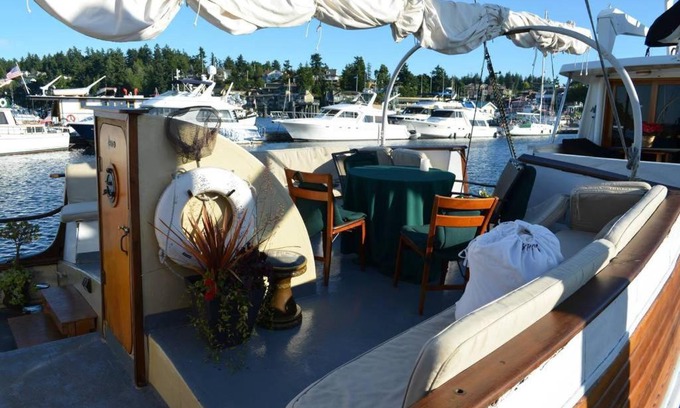 Friday Harbor Bed & Breakfast | Wharfside Bed & Breakfast