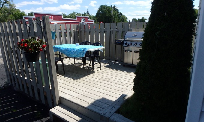 Timiskaming District Hotel | Wheel Inn Motel