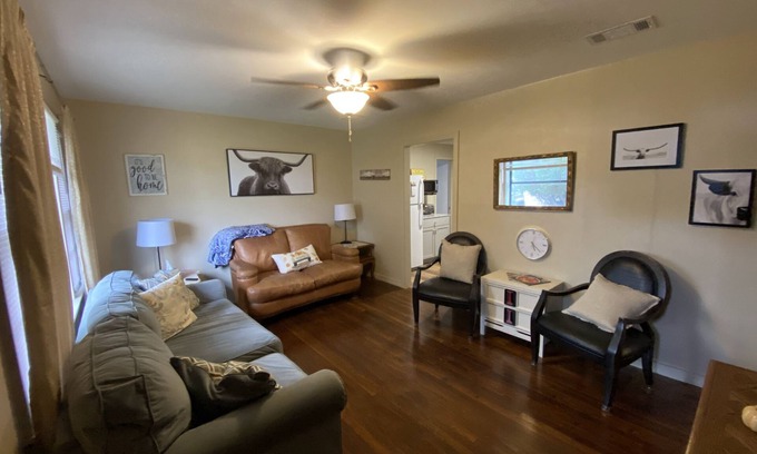 Amarillo House | Wheeler Country Vibe Home- Fairgrounds 1.6 miles - Downtown 3.3 miles