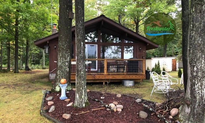 Kalkaska Cabin | Wheeler Lake House :A Fall Getaway Like No Other – Peace, Beauty & Comfort