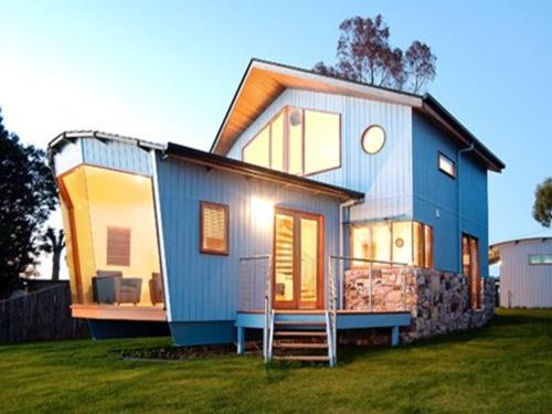 Strahan Apartment | Wheelhouse Apartments
