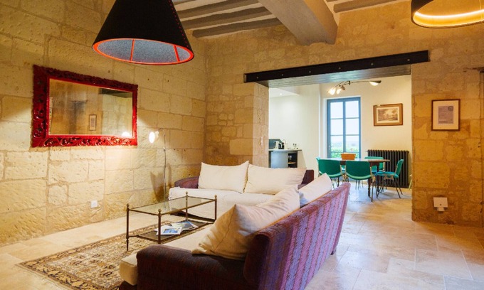 Candes-Saint-Martin House | When heritage, art and well-being meet