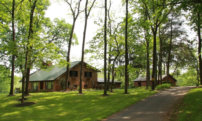 Warrenton House | Where Charming Local History Meets Modern Comfort ~ Historic Fauquier County, VA