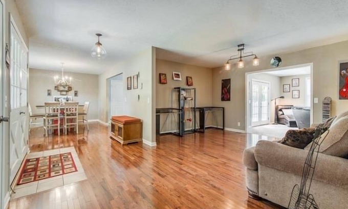 Inglewood House | Where Music City Meets Nature nPermit #201512950