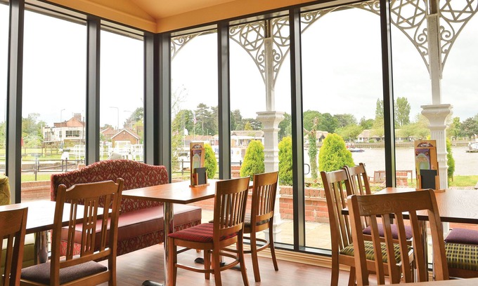Lowestoft Hotel | Wherry Hotel