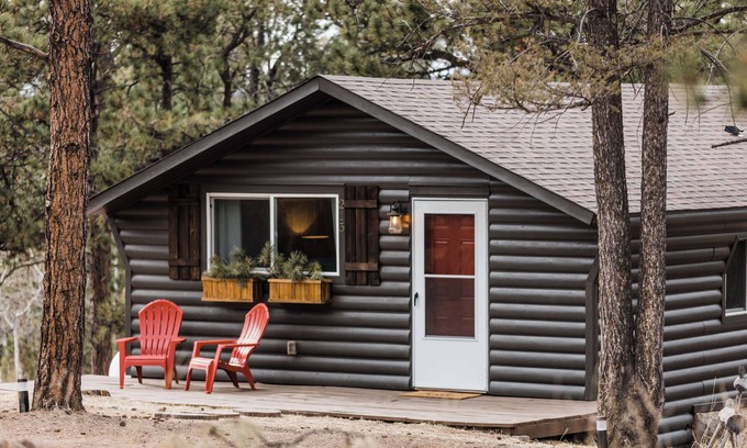Florissant Cabin | Whimsical Dreams - Firepit- Kids Fort