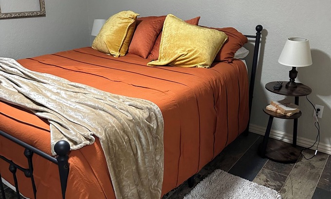 Greenwood House | Whippoorwill Comfy House