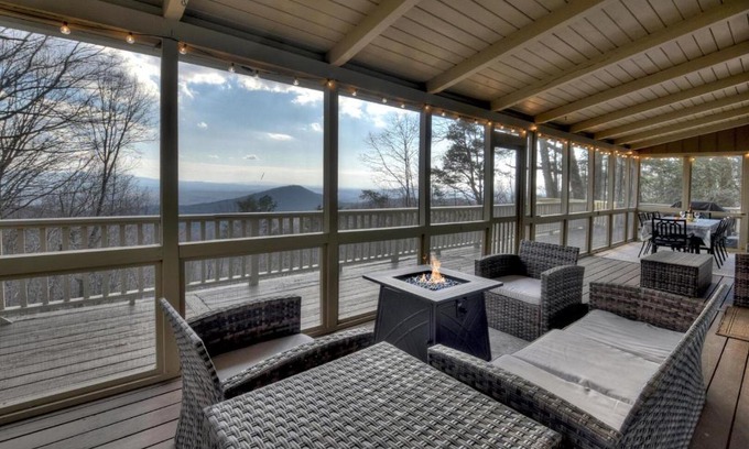 Ellijay House | Whiskey Bear