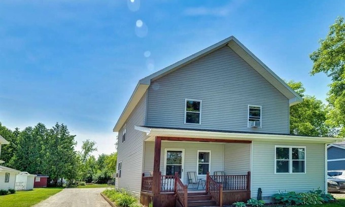 East Jordan House | Whiskey's Landing - snowmobiling, skiing, swimming