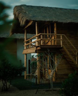 Pottuvil Hotel | Whisky Point Resort