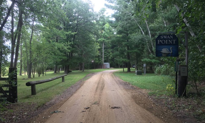 Menahga House | Whispering Pines at Swan Point, end of the road privacy.