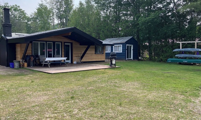Algoma District Cottage | Whispering Pines Cottage