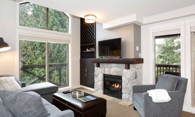 Blackcomb House | Whistler - Lost Lake Lodge #305