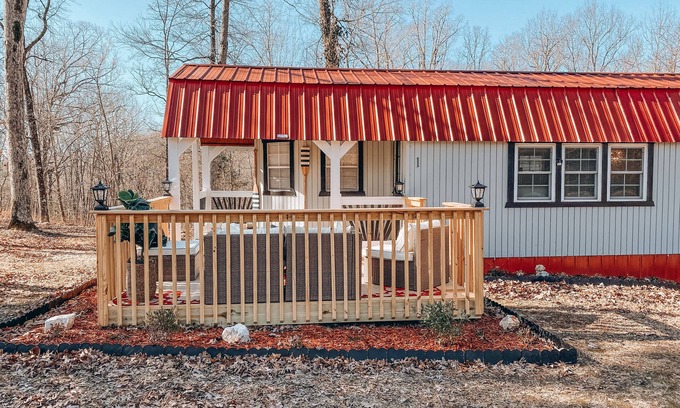 Camden Villa | 😍 Whistling Acres Villa 1, 2 BR Near KY Lake/TN River