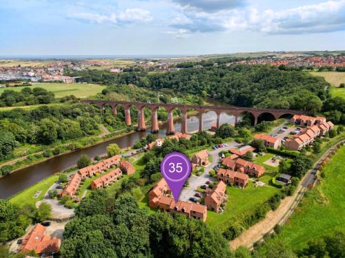 Ruswarp House | Whitby Cottage and Pool - Cinder Track Walks