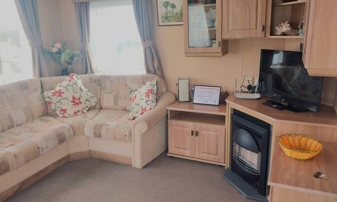 Icklesham Apartment | White Haven - with 2 double rooms