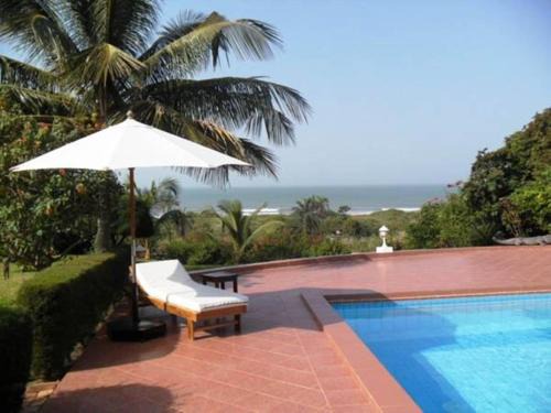 Batokunku Hotel | White Horse Residence