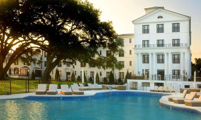 Biloxi Hotel | White House Hotel