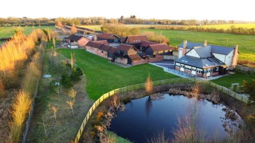 Halesworth Apartment | White House Lodges